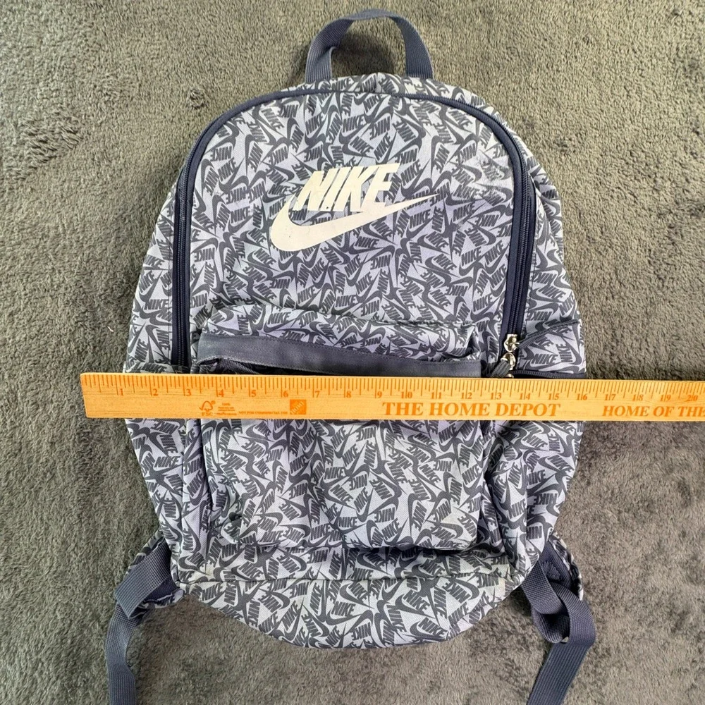 Nike heritage backpack